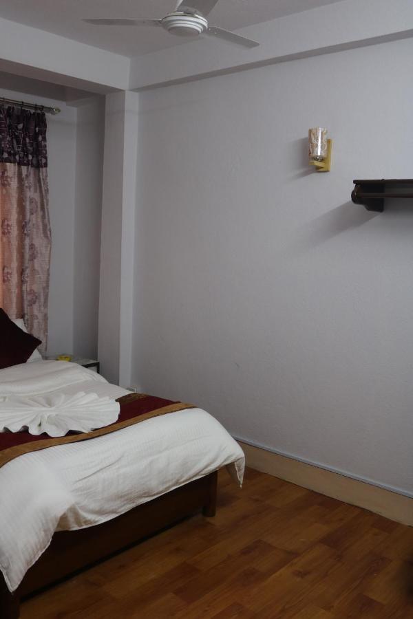 Om Tara Guest House Pvt Ltd Kathmandu Exterior photo