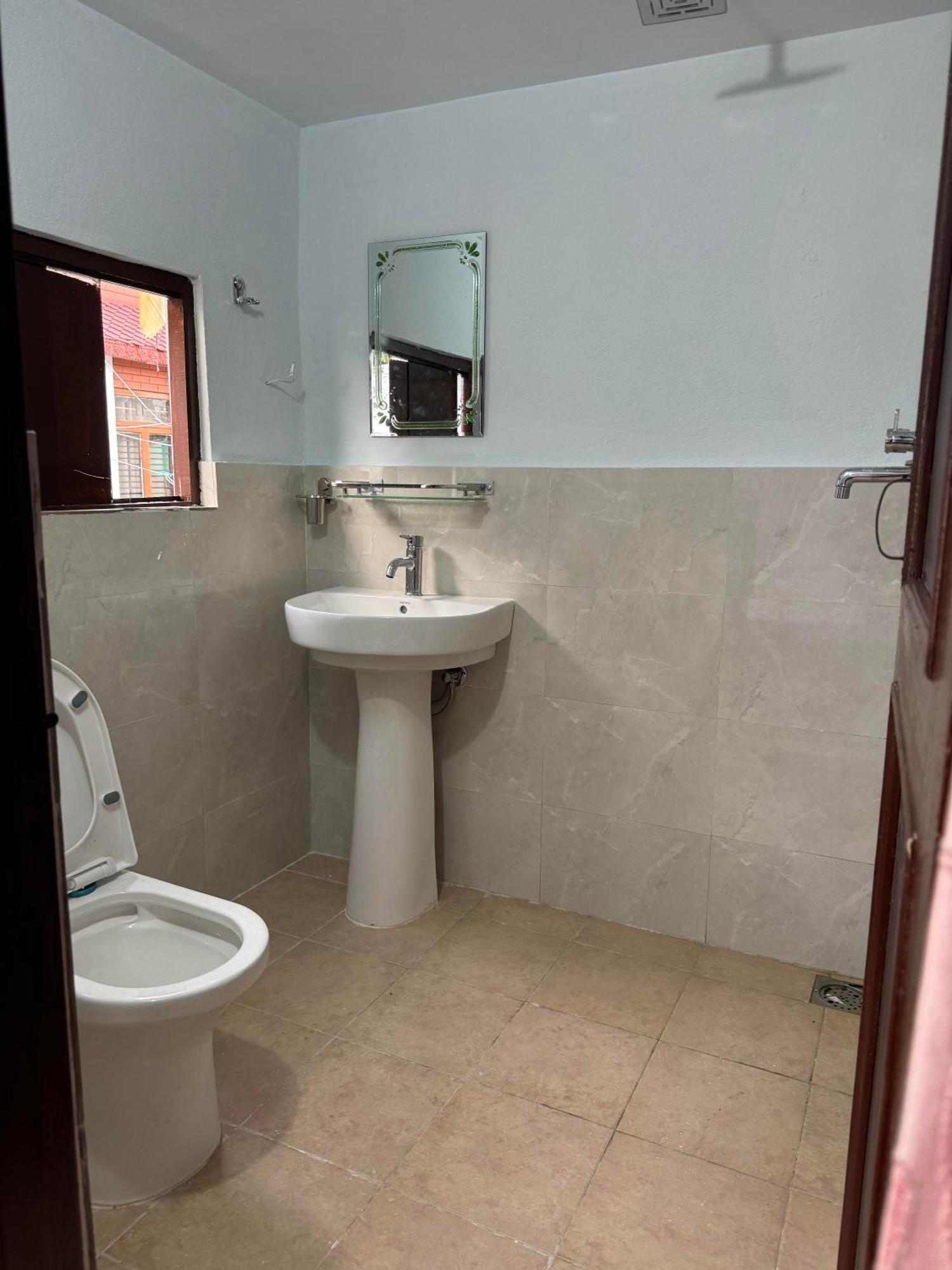Om Tara Guest House Pvt Ltd Kathmandu Exterior photo