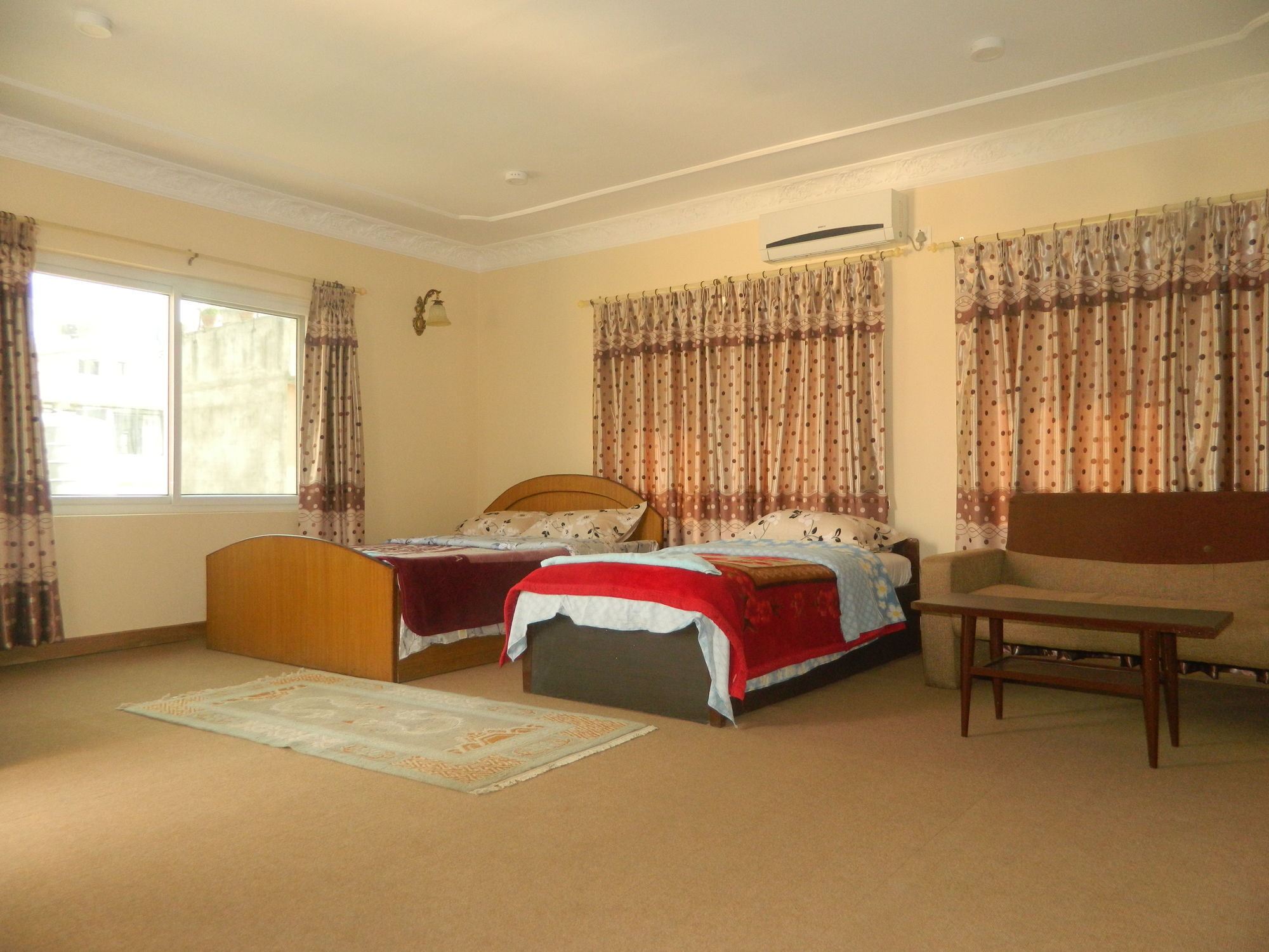 Om Tara Guest House Pvt Ltd Kathmandu Exterior photo