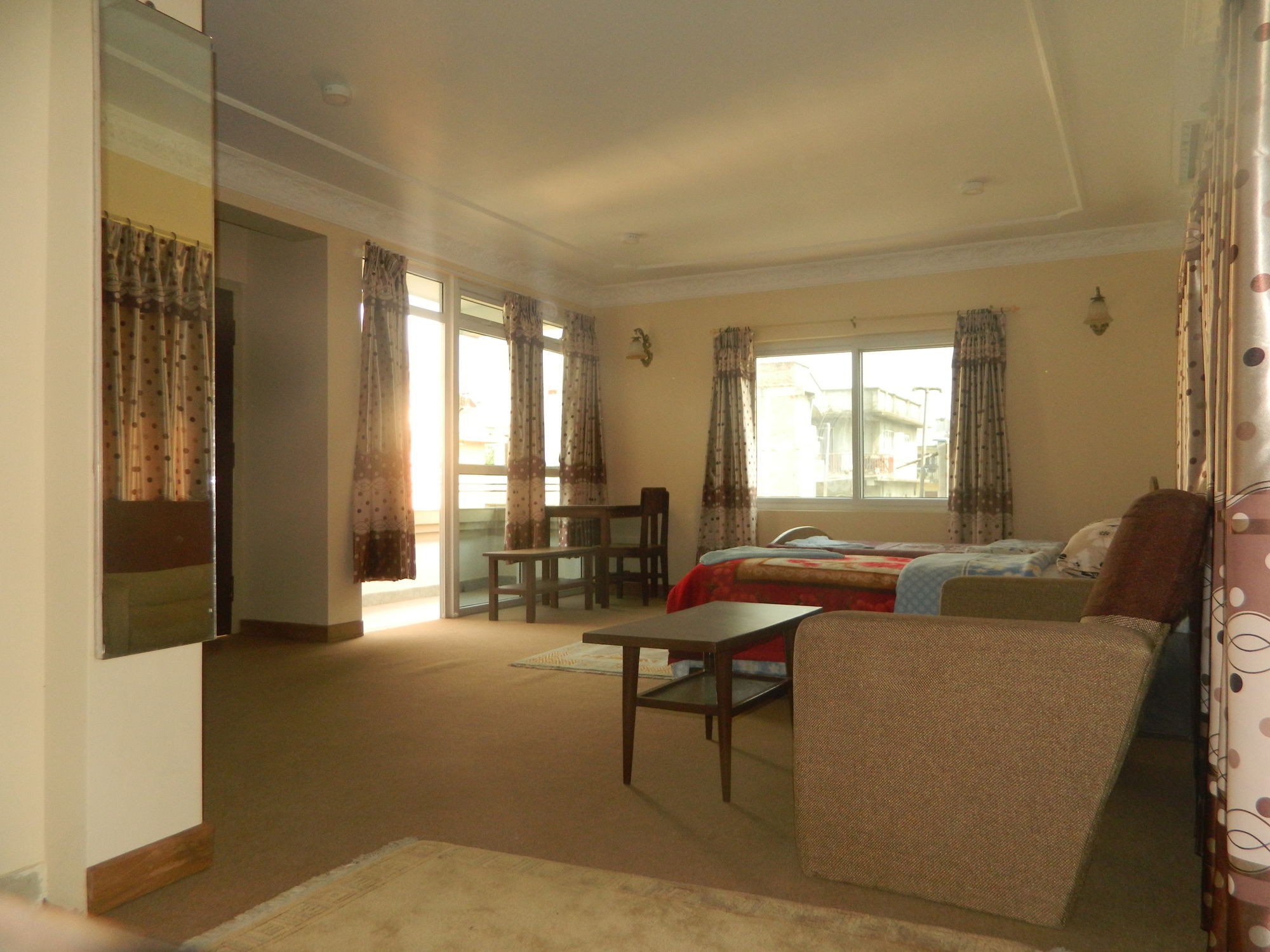 Om Tara Guest House Pvt Ltd Kathmandu Exterior photo
